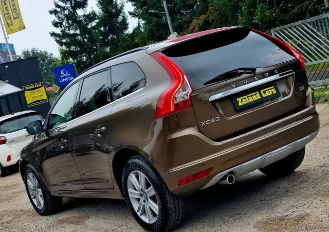 VOLVO XC 60 D3 Geartronic Momentum