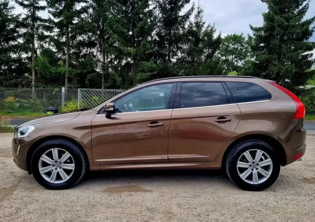 VOLVO XC 60 D3 Geartronic Momentum