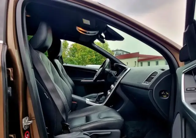 VOLVO XC 60 D3 Geartronic Momentum