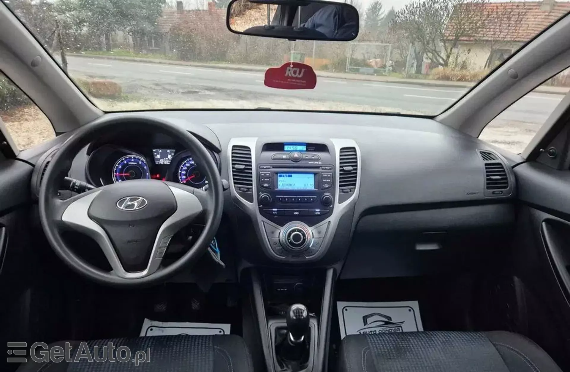 HYUNDAI Ix20 1.4i (90 KM)