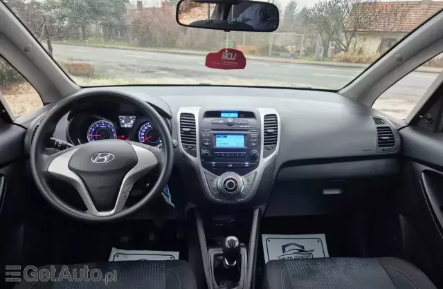 HYUNDAI Ix20 1.4i (90 KM)