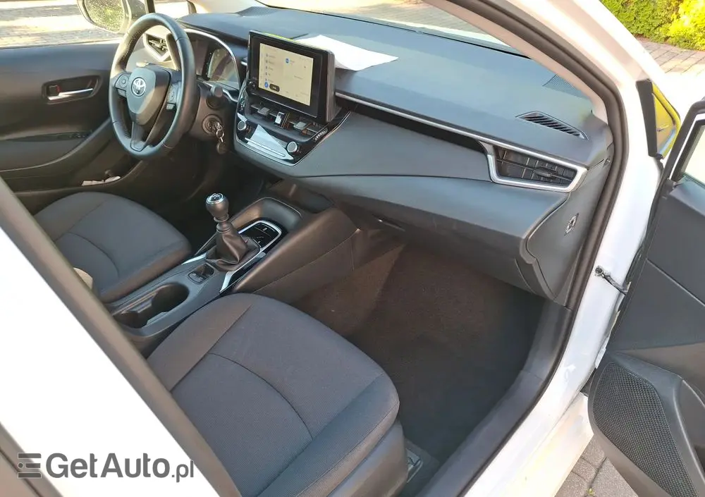 TOYOTA Corolla 1.5 Active