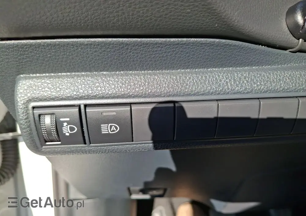 TOYOTA Corolla 1.5 Active