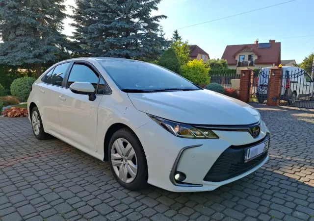 TOYOTA Corolla 1.5 Active
