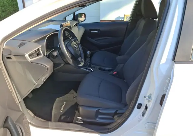 TOYOTA Corolla 1.5 Active