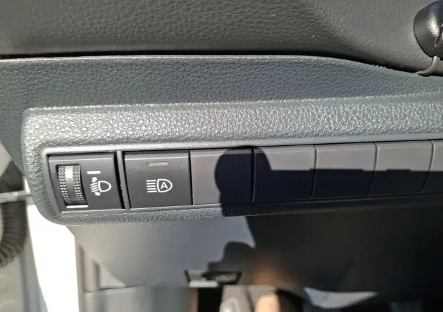 TOYOTA Corolla 1.5 Active