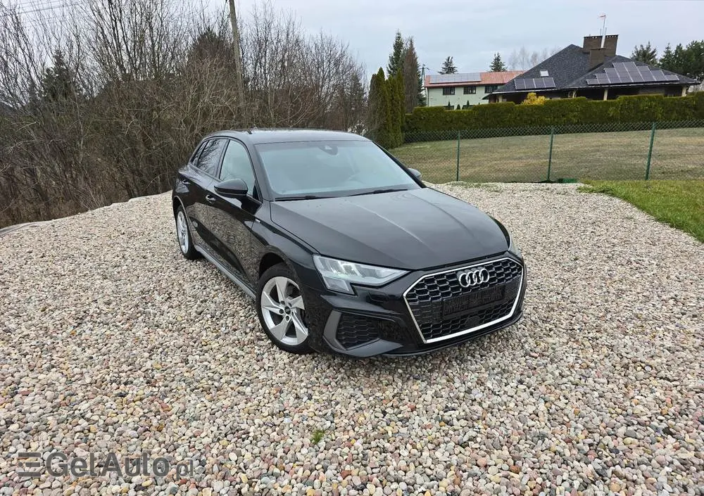 AUDI A3 Sportback 