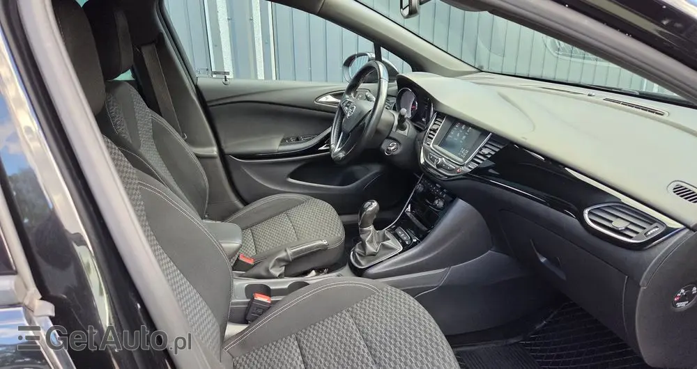 OPEL Astra 1.4 Turbo Dynamic