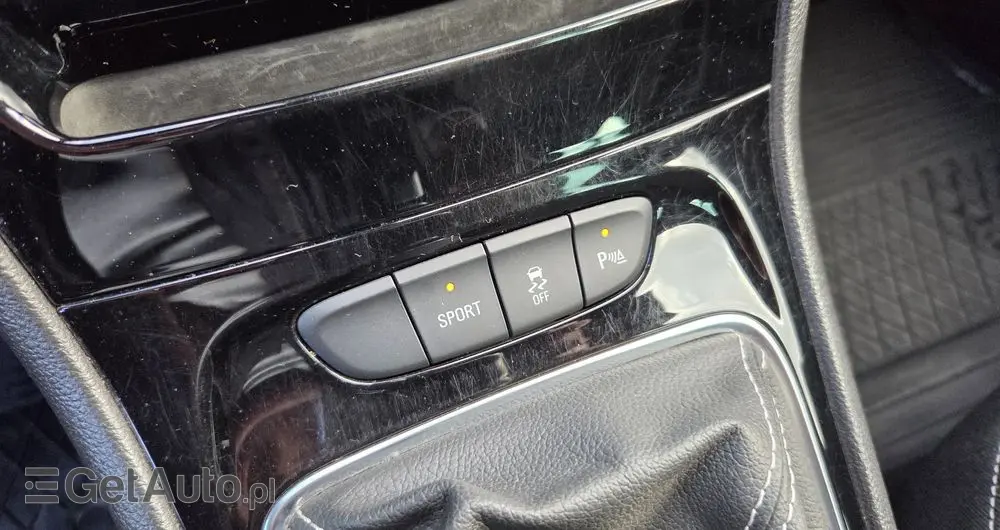 OPEL Astra 1.4 Turbo Dynamic