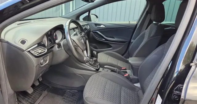 OPEL Astra 1.4 Turbo Dynamic