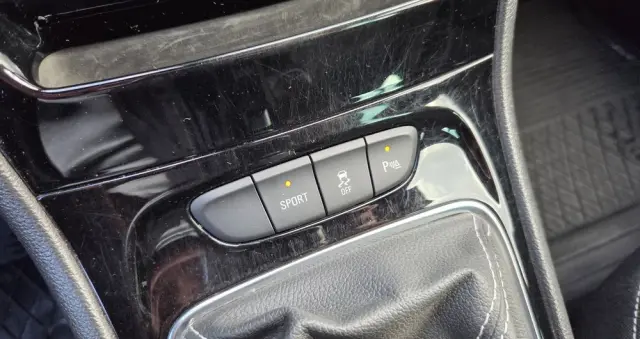 OPEL Astra 1.4 Turbo Dynamic