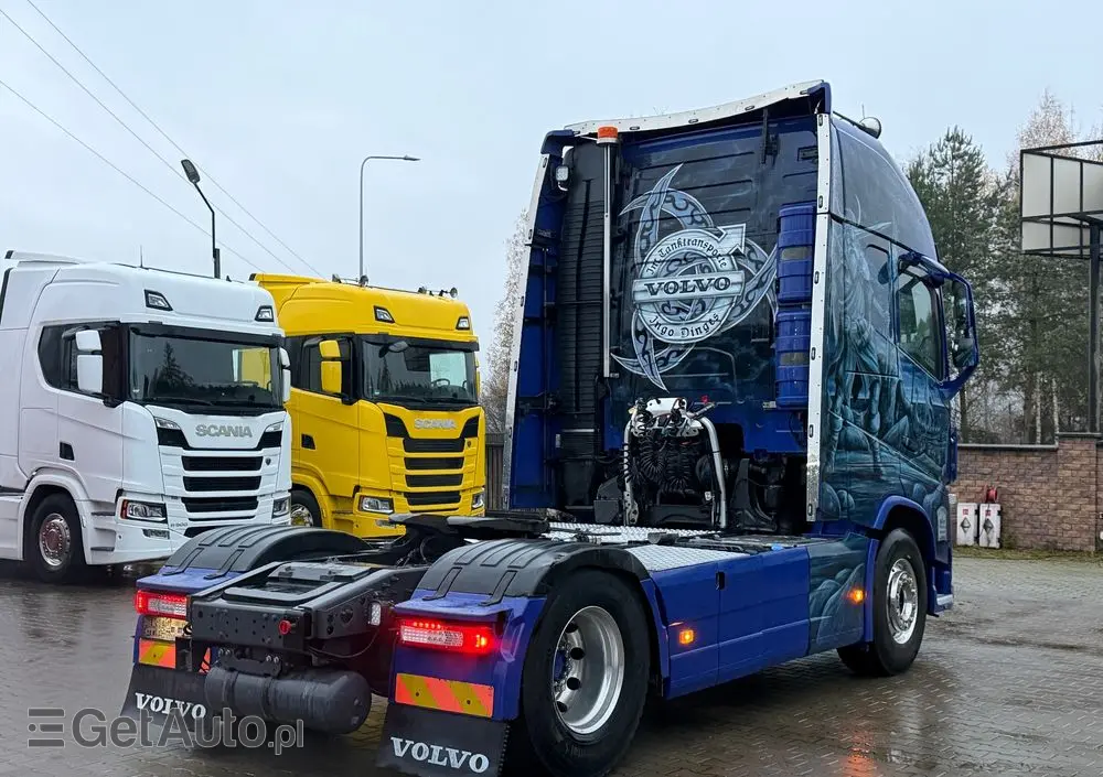 VOLVO 540 XL z Niemiec aerograf TV Show Truck pełne wyposażenie skóry 