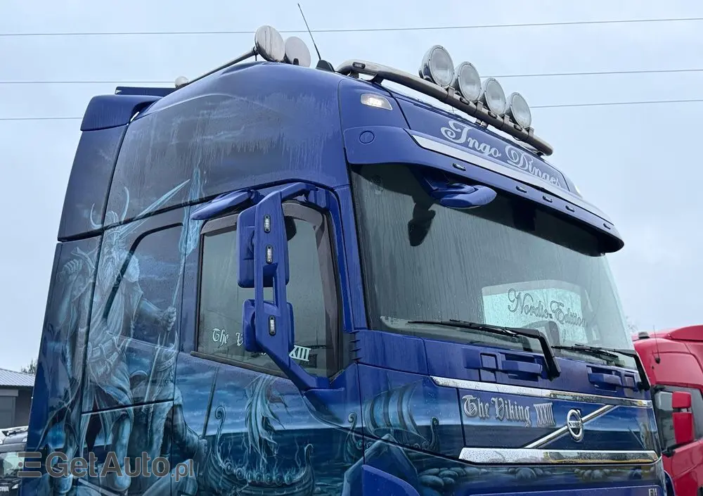 VOLVO 540 XL z Niemiec aerograf TV Show Truck pełne wyposażenie skóry 