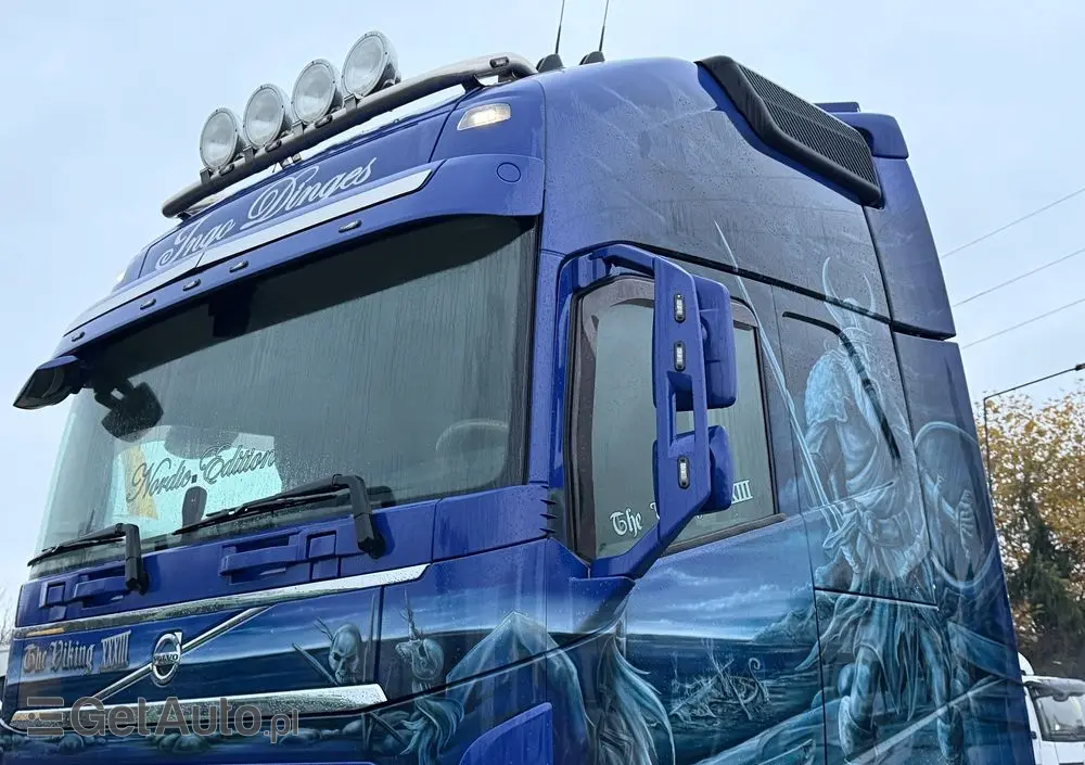 VOLVO 540 XL z Niemiec aerograf TV Show Truck pełne wyposażenie skóry 