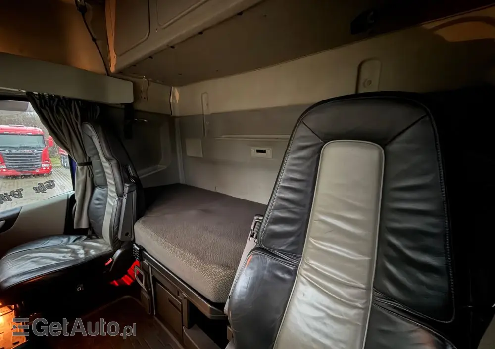 VOLVO 540 XL z Niemiec aerograf TV Show Truck pełne wyposażenie skóry 