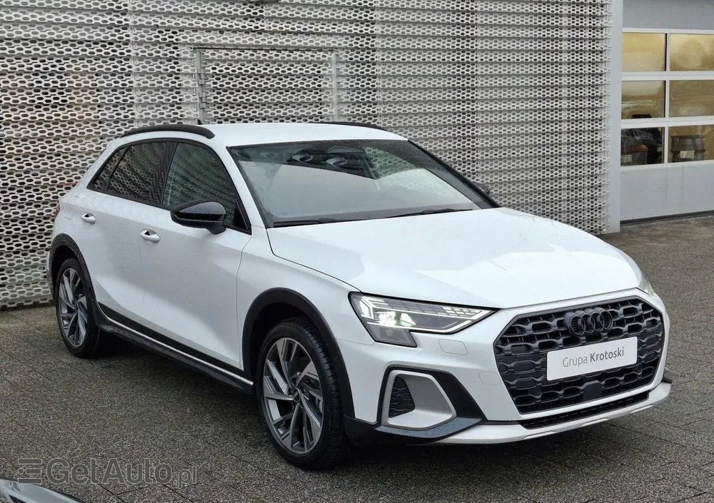 AUDI A3 Allstreet 