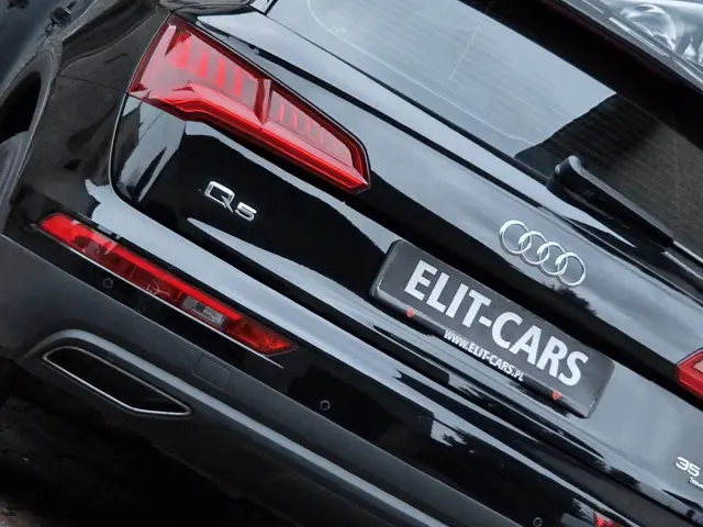 AUDI Q5 35 TDI Sport S tronic