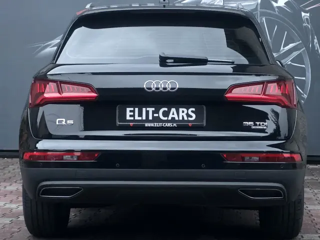 AUDI Q5 35 TDI Sport S tronic