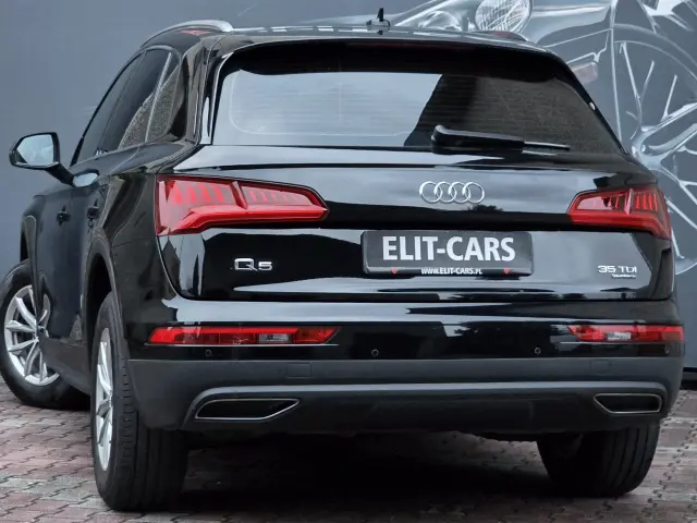 AUDI Q5 35 TDI Sport S tronic