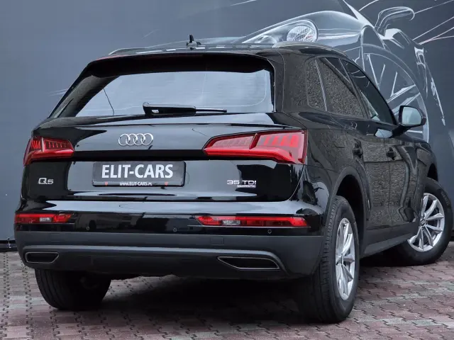 AUDI Q5 35 TDI Sport S tronic