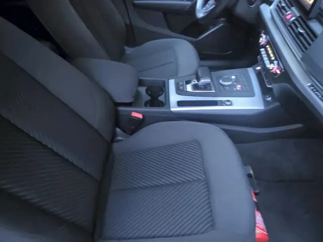 AUDI Q5 35 TDI Sport S tronic