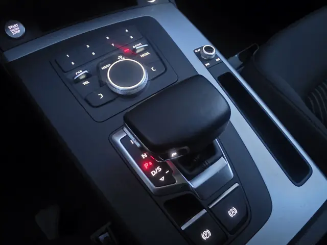 AUDI Q5 35 TDI Sport S tronic