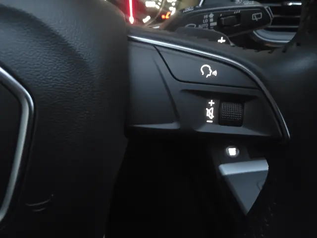 AUDI Q5 35 TDI Sport S tronic