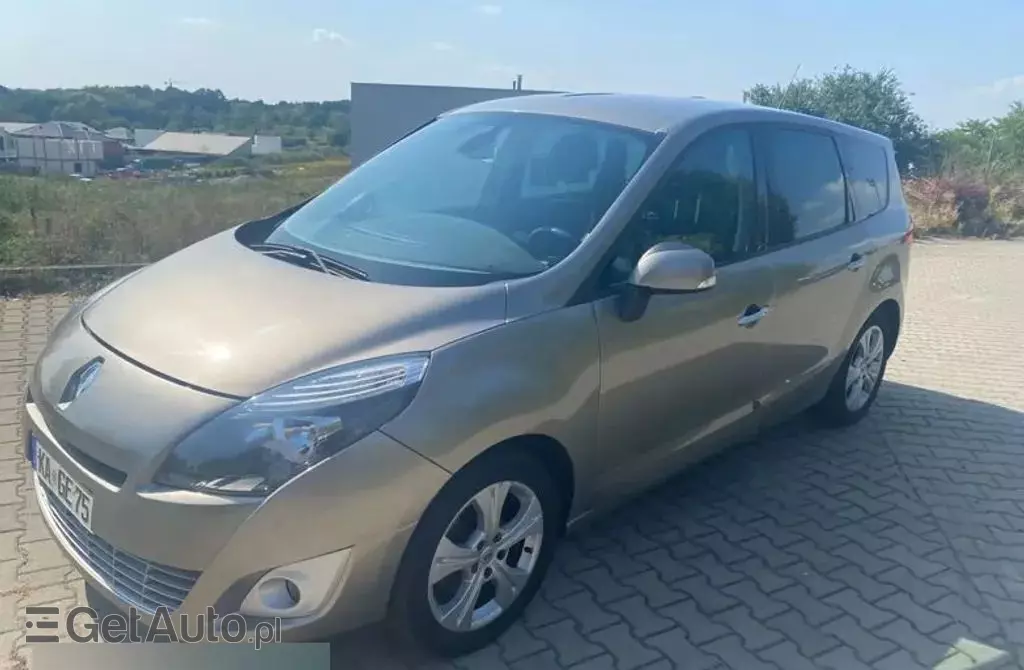 RENAULT Grand Scenic 