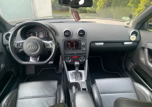 AUDI RS3 Sportback Sportback S tronic