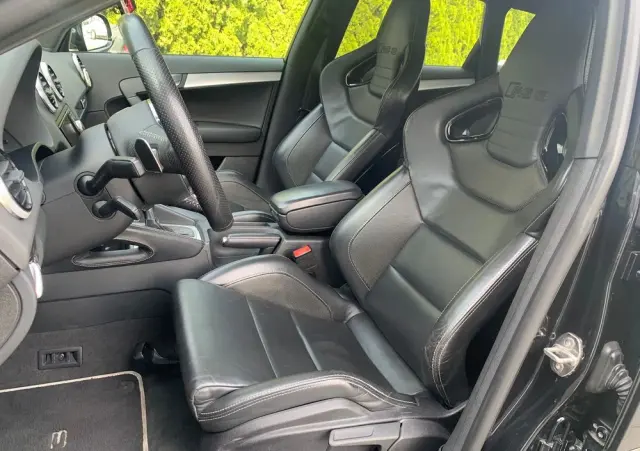 AUDI RS3 Sportback Sportback S tronic