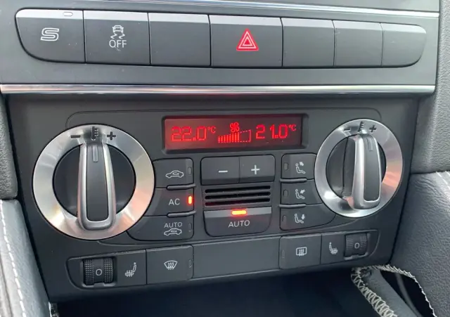 AUDI RS3 Sportback Sportback S tronic