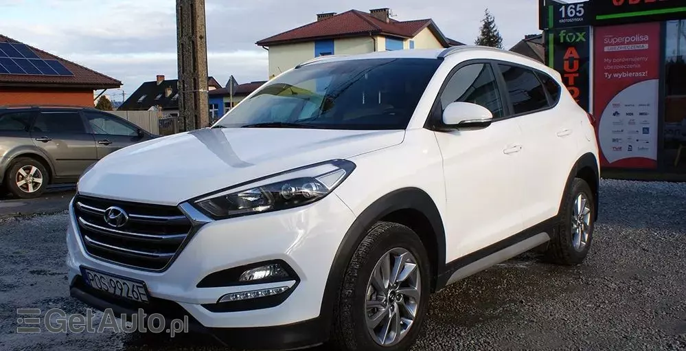 HYUNDAI Tucson 