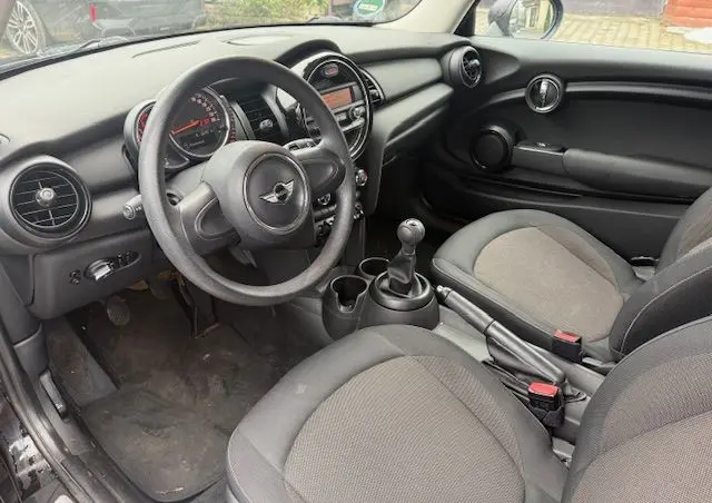 MINI ONE D Metropolitan