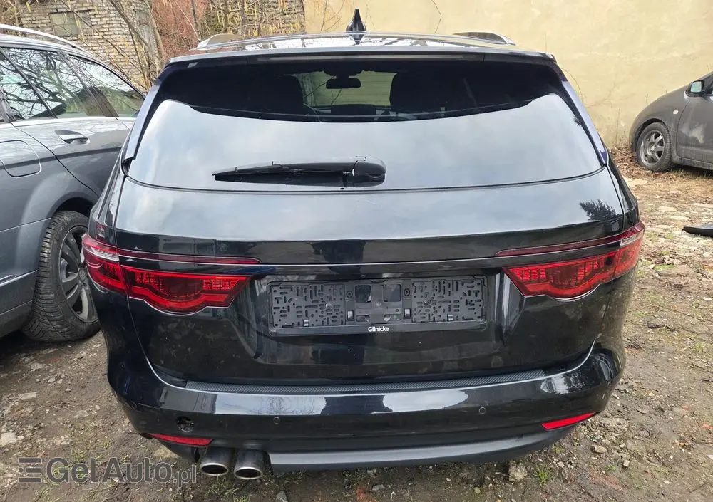 JAGUAR XF 20d R-Sport