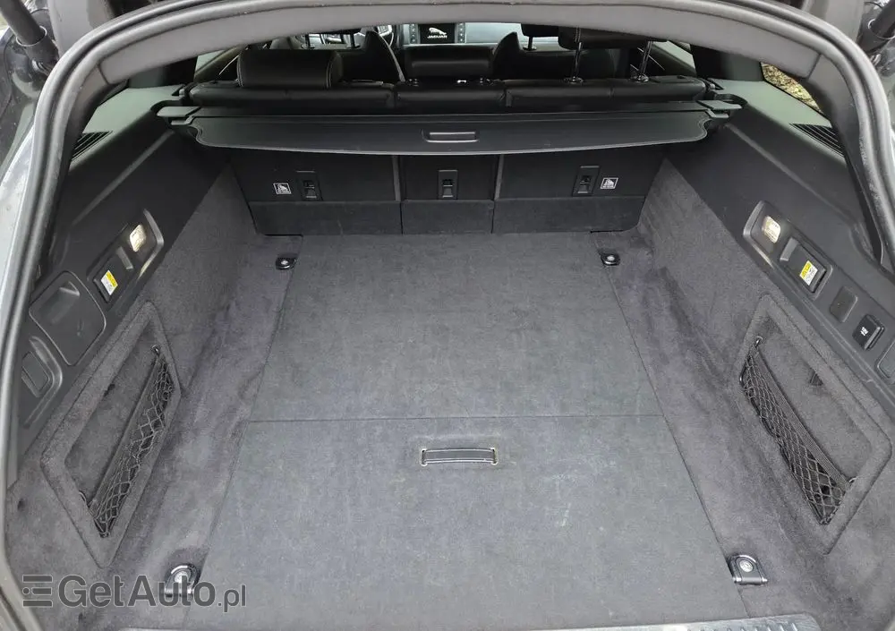 JAGUAR XF 20d R-Sport