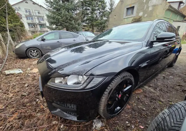 JAGUAR XF 20d R-Sport