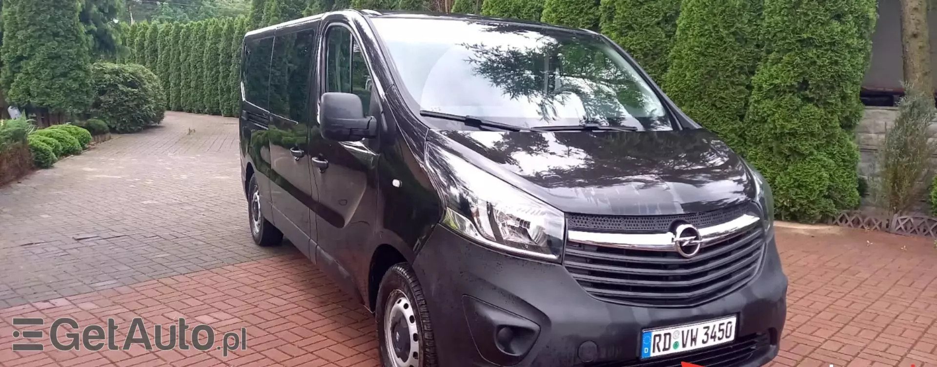 OPEL Vivaro 