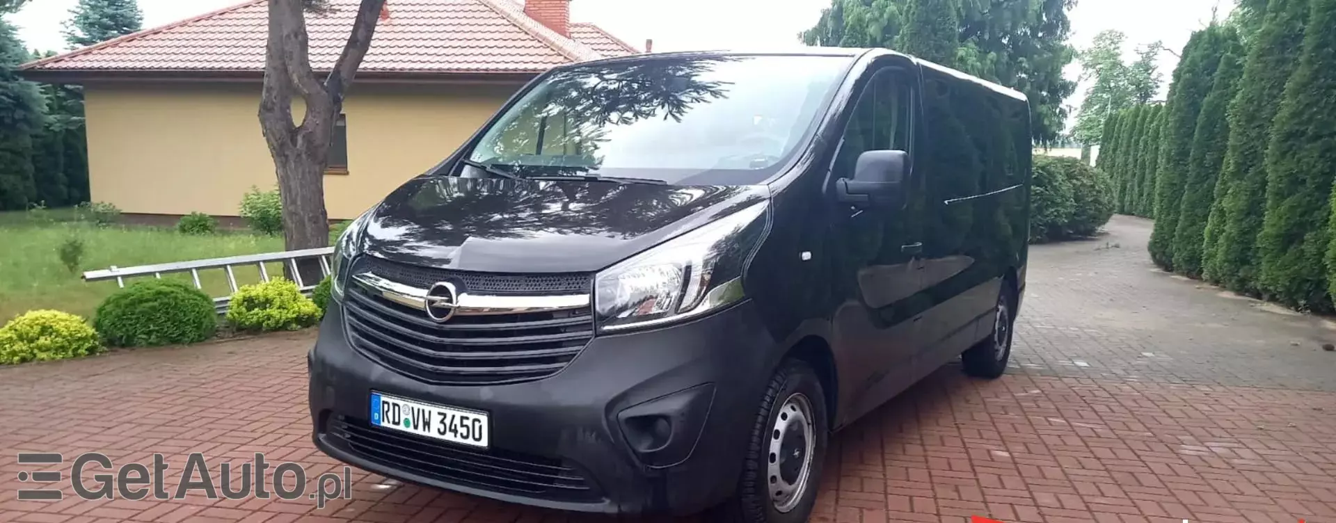 OPEL Vivaro 
