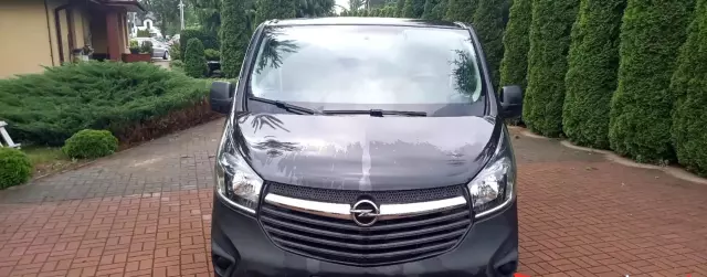 OPEL Vivaro 