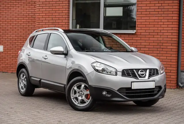 NISSAN Qashqai 