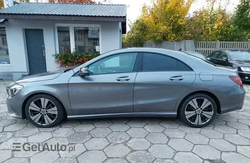 MERCEDES-BENZ CLA 