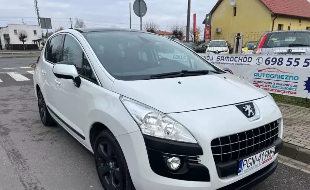 PEUGEOT 3008 