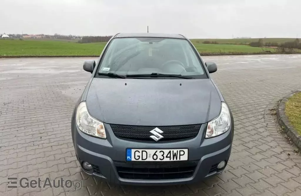 SUZUKI Sx4 