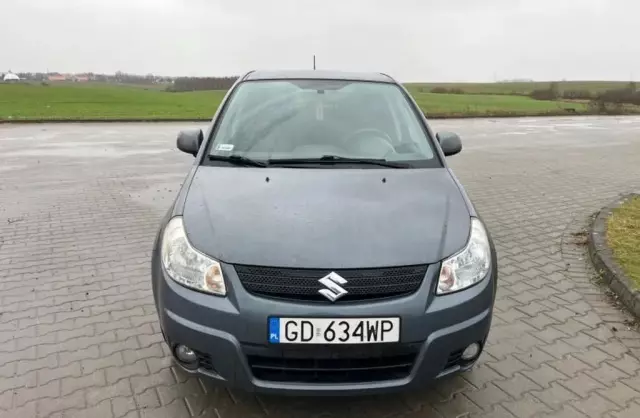 SUZUKI Sx4 