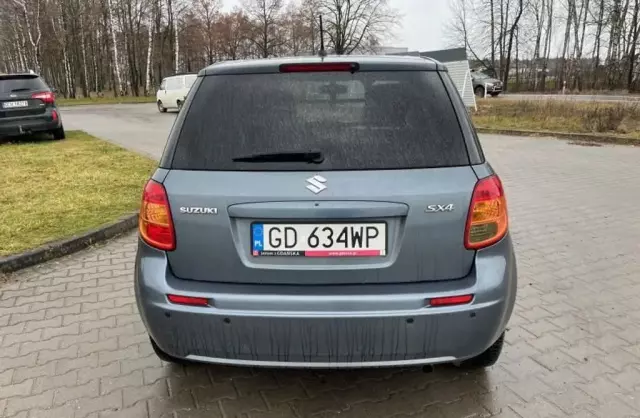 SUZUKI Sx4 