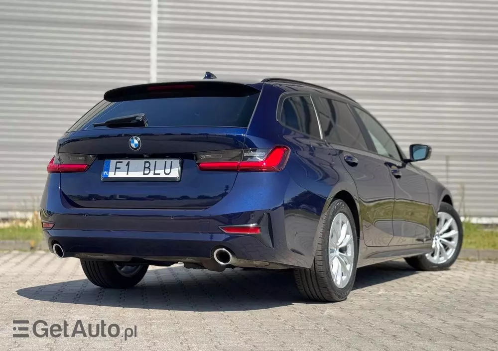 BMW Seria 3 320d xDrive Sport Line Shadow