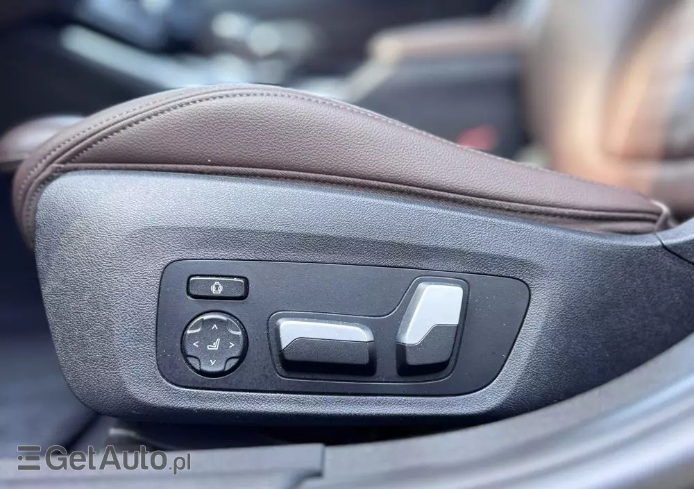 BMW Seria 3 320d xDrive Sport Line Shadow