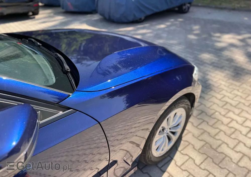 BMW Seria 3 320d xDrive Sport Line Shadow