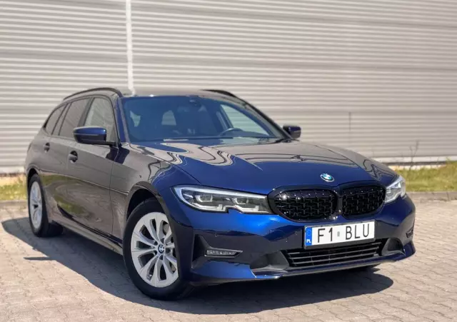 BMW Seria 3 320d xDrive Sport Line Shadow