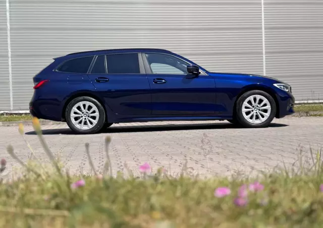 BMW Seria 3 320d xDrive Sport Line Shadow